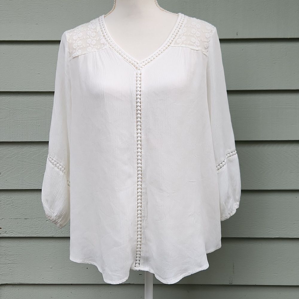 JohnPaulRichard White Crochet Lace Blouse Top
